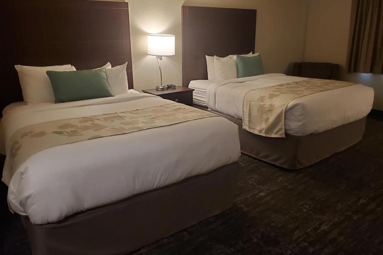 Cobblestone Suites - Ошкош Экстерьер фото